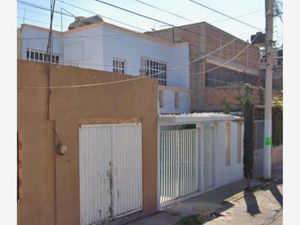 Casa en Venta en Jardines de Santa Clara Ecatepec de Morelos