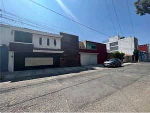 Casa en Venta en Jardines de San Manuel Puebla