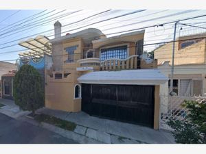 Casa en Venta en Loma Dorada Tonalá