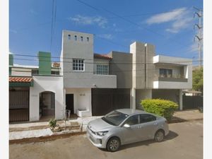 Casa en Venta en La Campiña Culiacán