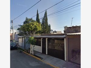 Casa en Venta en Jardines de San José 1a Secc Coacalco de Berriozábal