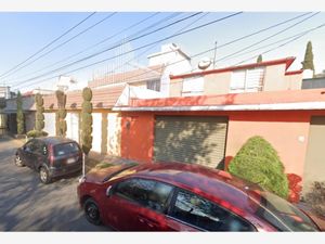 Casa en Venta en Bosques de Aragon Nezahualcóyotl