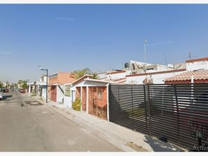 Casa en Venta en El Garambullo Querétaro