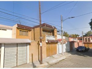 Casa en Venta en Villa de las Flores 1a Sección (Unidad Coacalco) Coacalco de Berriozábal