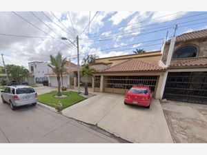 Casa en Venta en Las Fuentes Ahome