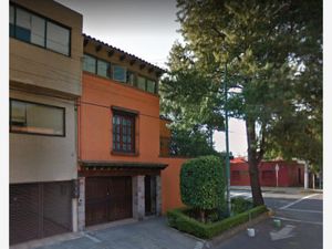 Casa en Venta en Del Carmen Coyoacán