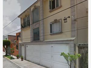 Casa en Venta en Hacienda de Echegaray Naucalpan de Juárez