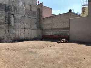 Terreno en Venta en Jardines de Santa Clara Ecatepec de Morelos