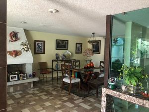 Venta de lindísima y funcional casa en Axomiatla, lista para entrar!