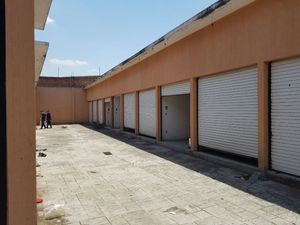 Plaza Comercial en Venta  Chiconcuac sobre Av. Juarez