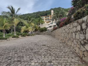 INCREÍBLE Departamento en Acapulco! Con terraza y grandes espacios!
