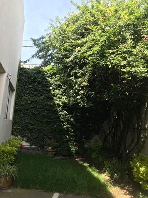 casa en venta en calle cerrada  en san jeronimo