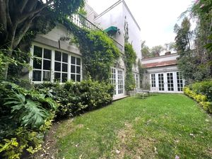 Tradicional casa en Lomas de Chapultepec