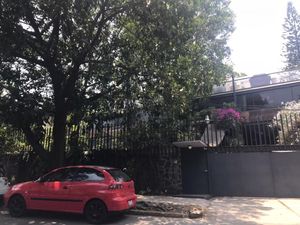 Casa en Av. de las Fuentes, Tecamachalco-Venta