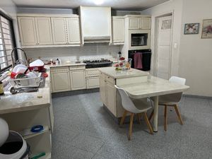 Casa en venta en Jardines del Pedregal calle cerrada con vigilancia