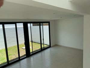 Estrena excelente  casa en El Condado, Querétaro.