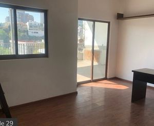 Casa con Terraza en Venta en Tecamachalco