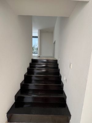 CASA EN VENTA O RENTA EN LOMAS DE VISTAHERMOSA