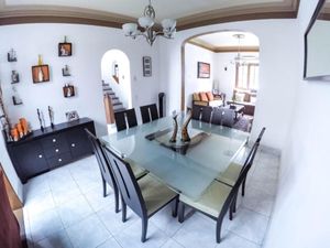 Casa en venta con uso de suelo mixto