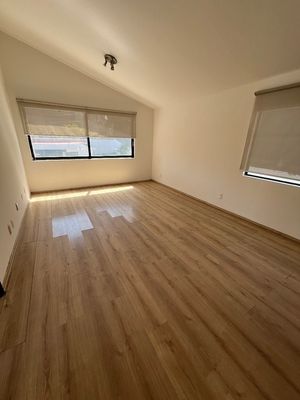 CASA EN VENTA O RENTA EN LOMAS DE VISTAHERMOSA