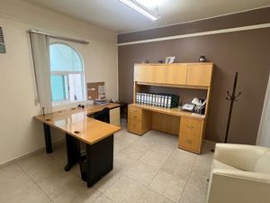 CASA PARA OFICINAS EN VENTA