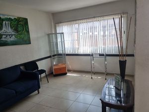 UBICADISIMO Y EXCELENTE OFICINA Y/O CONSULTORIO EN RENTA EN LINDAVISTA