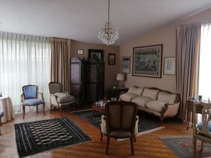 Casa en Venta en Lomas de Chapultepec  con uso de suelo comercial