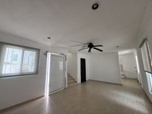 Casa en renta 2 habitaciones en Privada en Vista Alegre Mérida Yucatán