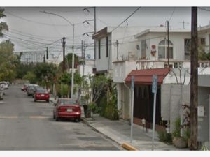 Casa en Venta en Villa Universidad San Nicolás de los Garza