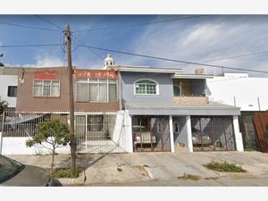 Casa en Venta en Lomas de Tabachines Zapopan