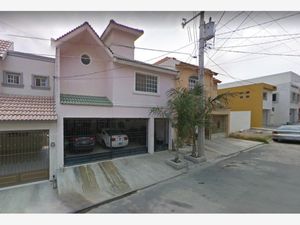 Casa en Venta en Pedregal de la Silla Monterrey