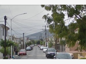 Casa en Venta en Villa Universidad San Nicolás de los Garza