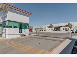 Bodega en Renta en Cumbres de Conín El Marqués