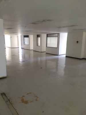 OFICINAS EN RENTA SEMIACONDICIONADA EN COLONIA DEL VALLE PISO 4 Y 5