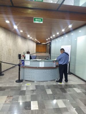 OFICINAS EN RENTA SEMIACONDICIONADA EN COLONIA DEL VALLE PISO 8 Y 9