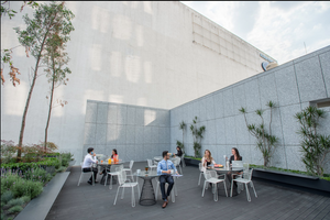 OFICINA EN RENTA EN CENTRO DE NEGOCIOS EN CORPORATIVO CONDESA, PARA 30 PERSONAS