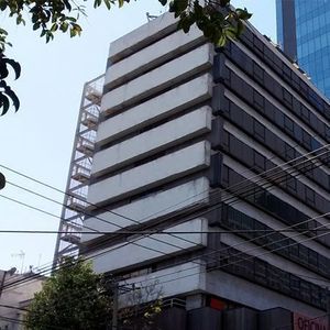 RENTA DE OFICINAS COMERCIALES TORRES ADALID 297.65m2, $83,342.00 (5)