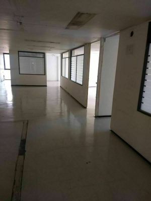 OFICINAS EN RENTA SEMIACONDICIONADA EN COLONIA DEL VALLE DEL PISO 3