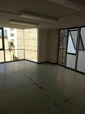 OFICINAS EN RENTA SEMIACONDICIONADA EN COLONIA DEL VALLE PISO 8