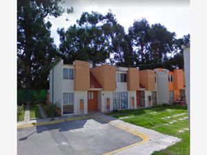 Casa en Venta en Paseos de Chalco Chalco