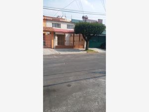 Casa en Venta en Viveros de la Loma Tlalnepantla de Baz