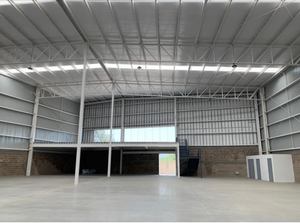 Bodega en Renta 1,670 m2 Santa Cruz de las Flores, Tlajomulco de Zúñiga, Jalisco