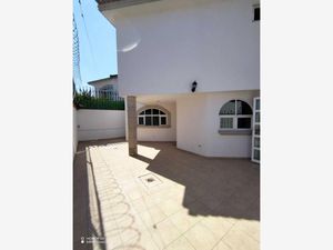 Casa en Venta en La Providencia Metepec