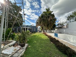 Casa colonial amueblada en renta