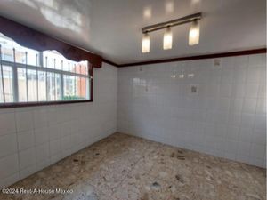 Casa en Venta en Unidad Victoria Toluca