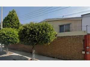 Casa en Venta en Ciudad de los Niños Zapopan