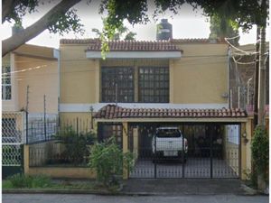 Casa en Venta en Bosques de La Victoria Guadalajara