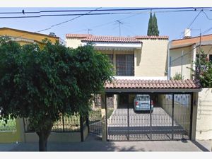 Casa en Venta en Bosques de La Victoria Guadalajara