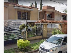 Casa en Venta en Bosques de La Victoria Guadalajara