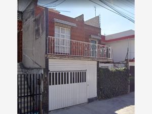 Casa en Venta en Constitucion de 1917 Iztapalapa